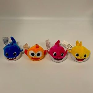 Pink Fong Baby Shark bean-bag mini plush bundle of (4) brand new